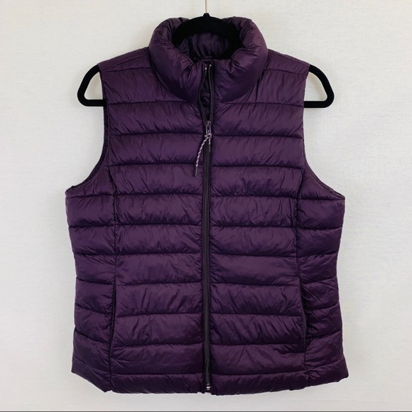 GAP Jackets & Blazers - Plum GAP puffer vest!